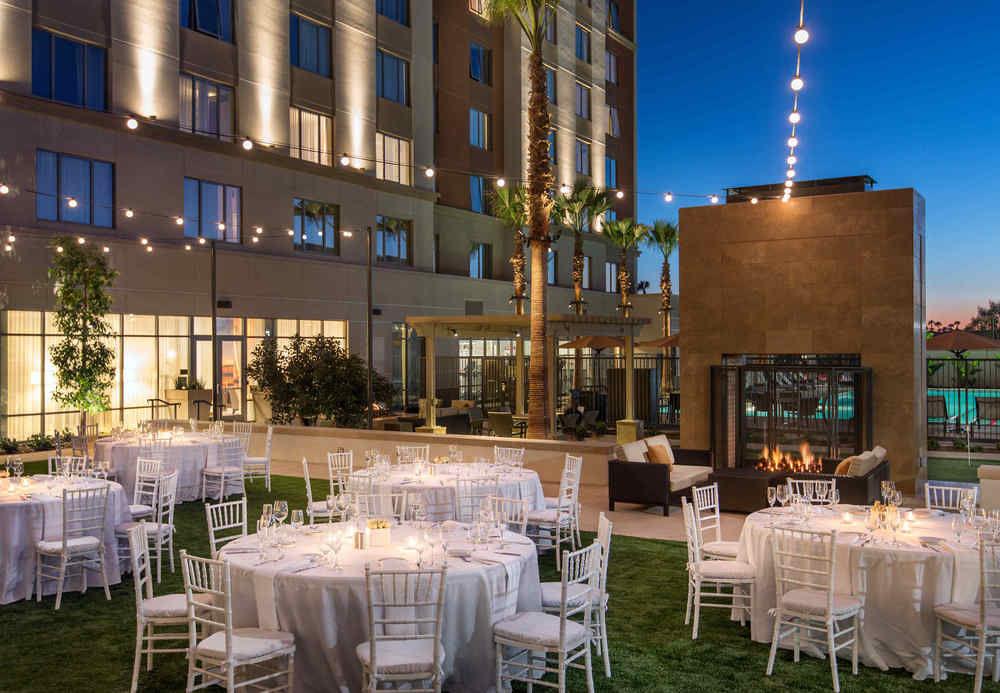 Courtyard By Marriott Irvine Spectrum Екстер'єр фото