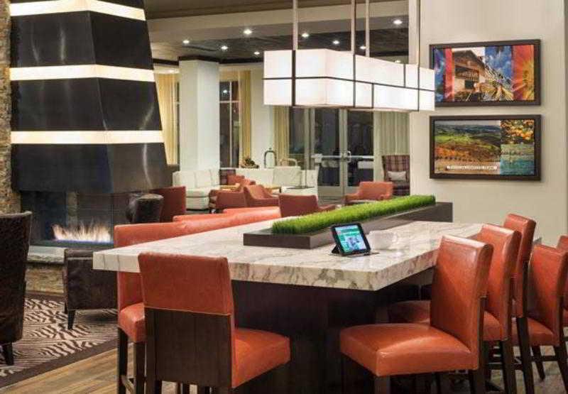 Courtyard By Marriott Irvine Spectrum Екстер'єр фото