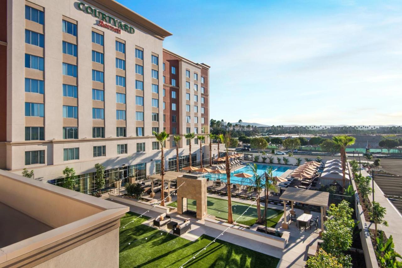 Courtyard By Marriott Irvine Spectrum Екстер'єр фото
